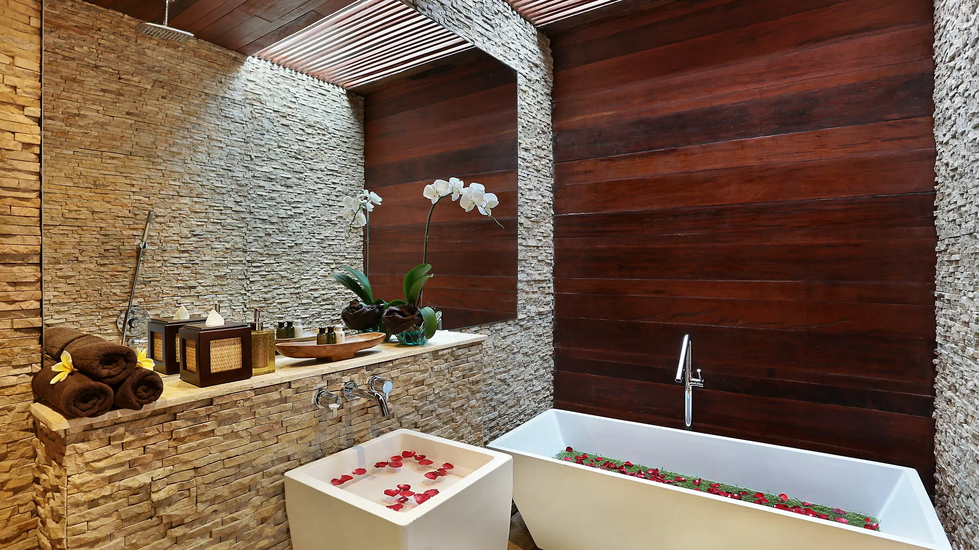 Mega Boutique Hotel Kuta Lombok